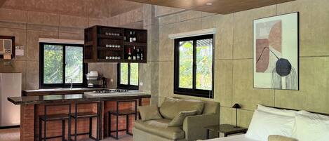 Luxury Villa, Pool View | Free WiFi