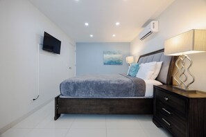 1 chambre, bureau, fer et planche à repasser, Wi-Fi gratuit