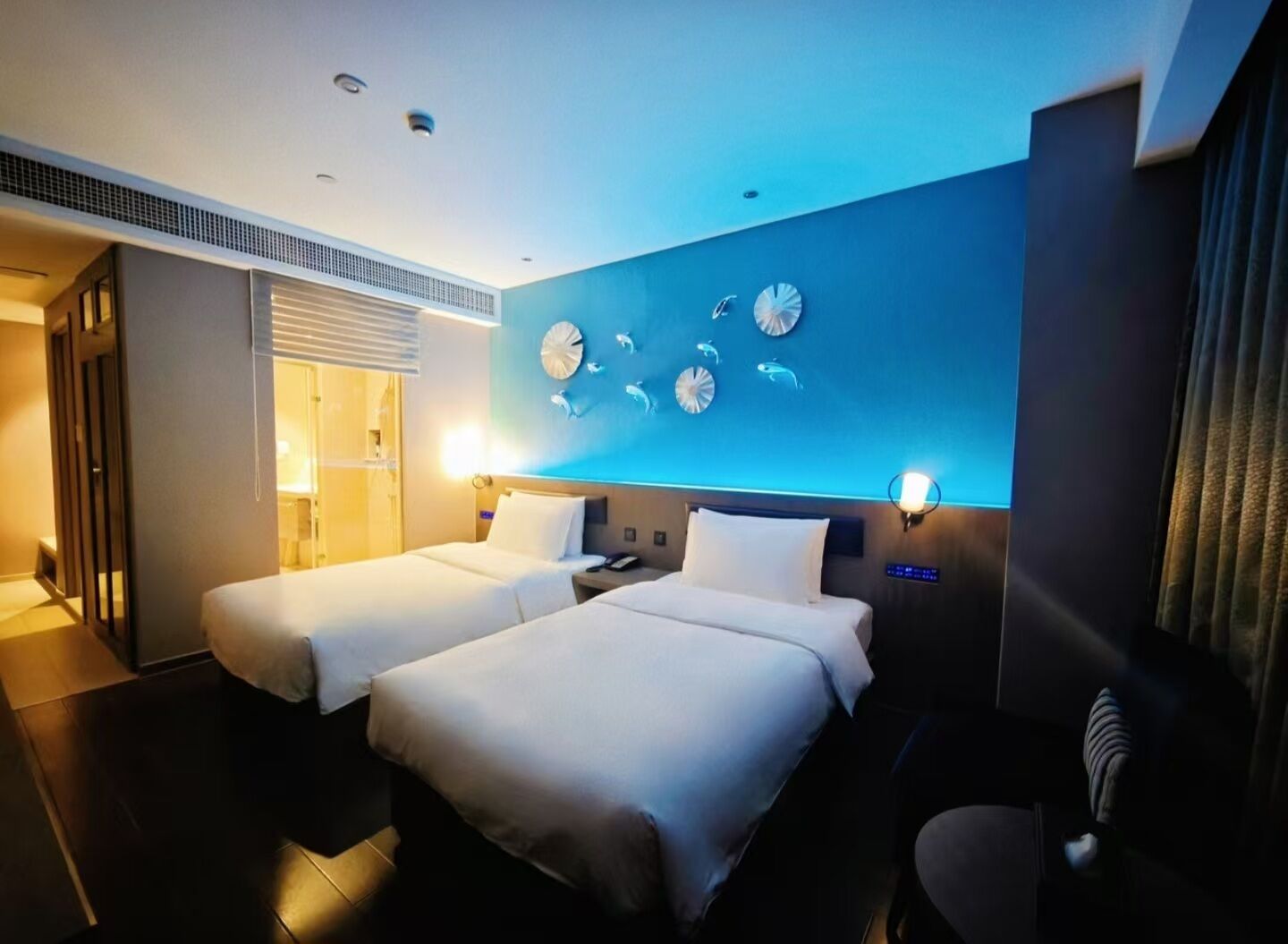 Superior Twin Room | In-room safe, blackout curtains, iron/ironing board, free WiFi