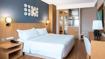 商务双人房 | 客房内保险箱、遮光窗帘、熨斗/熨板、免费 WiFi