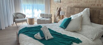 Escape to our seaside retreat, Family friendly,ocean views, and pristine beaches