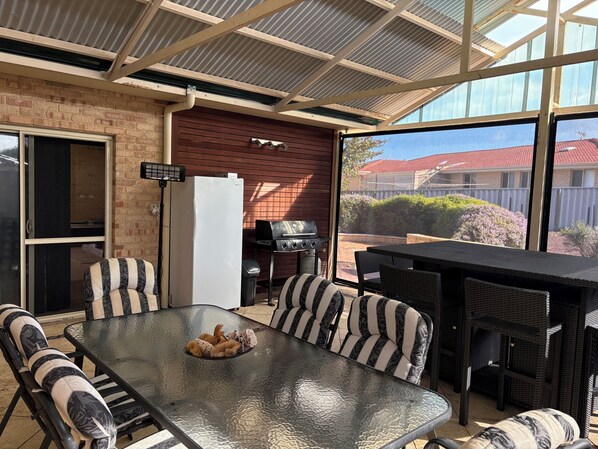Outdoor dining