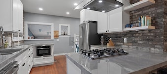 Plunge Pool Haven King Bed