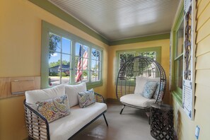 Interior - Downtown Home-Heated Plunge Pool Outdoor Oasis (Loveland)