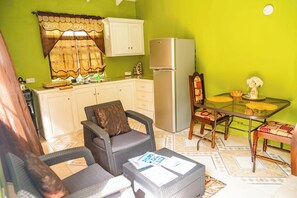 Interior - 1-bedroom apartment in Castries with AC (Castries)