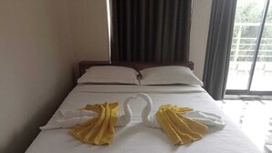 Room - Ruilui Holiday (Sajek)