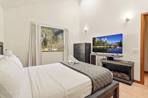 Unclassified image, 4 of 41, button