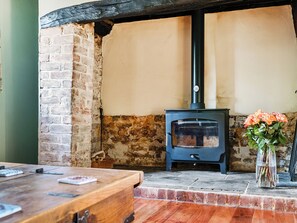 Interior - 4 bedroom accommodation in Frogham, Fordingbridge (Frogham, Fordingbridge)