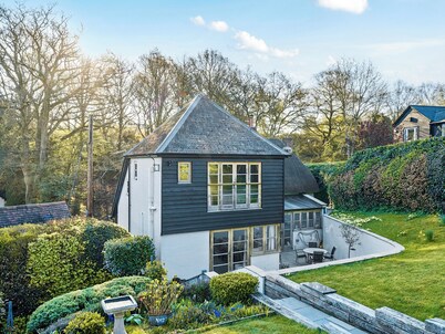 4 Schlafzimmer Unterkunft in Frogham, Fordingbridge