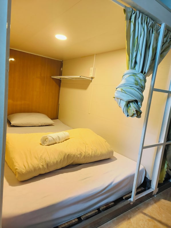 Shared Dormitory, Balcony | Blackout drapes, iron/ironing board, free WiFi - BIKA Hostel & Dorm (Da Lat)