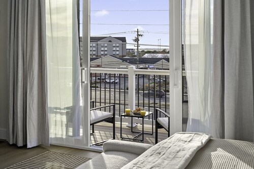 Beach Getaway B - Brand new luxury 5BR/4BA Townhouse in North Ocean City, just steps from the beach.