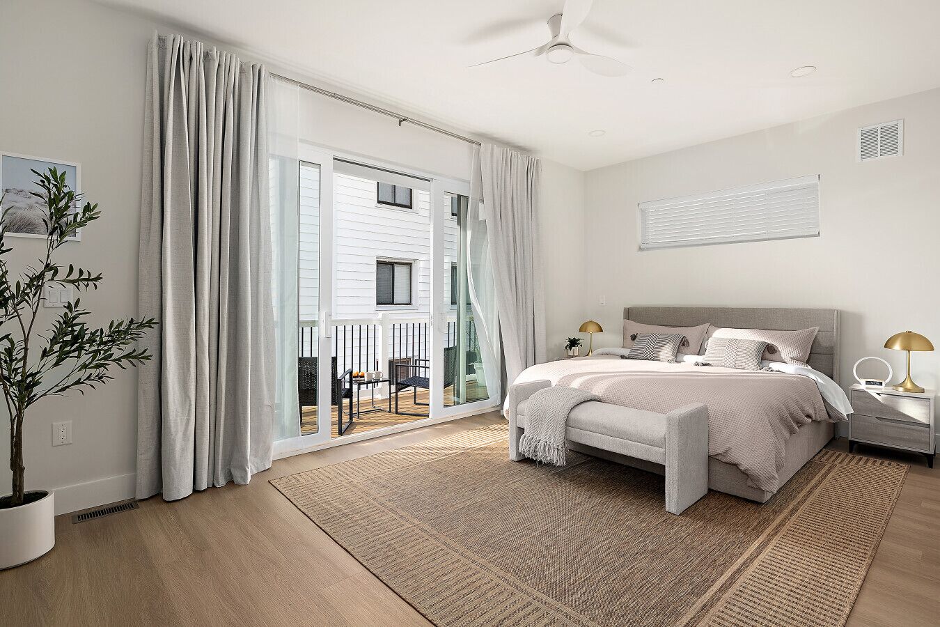 5 camere, una scrivania, ferro/asse da stiro, Wi-Fi