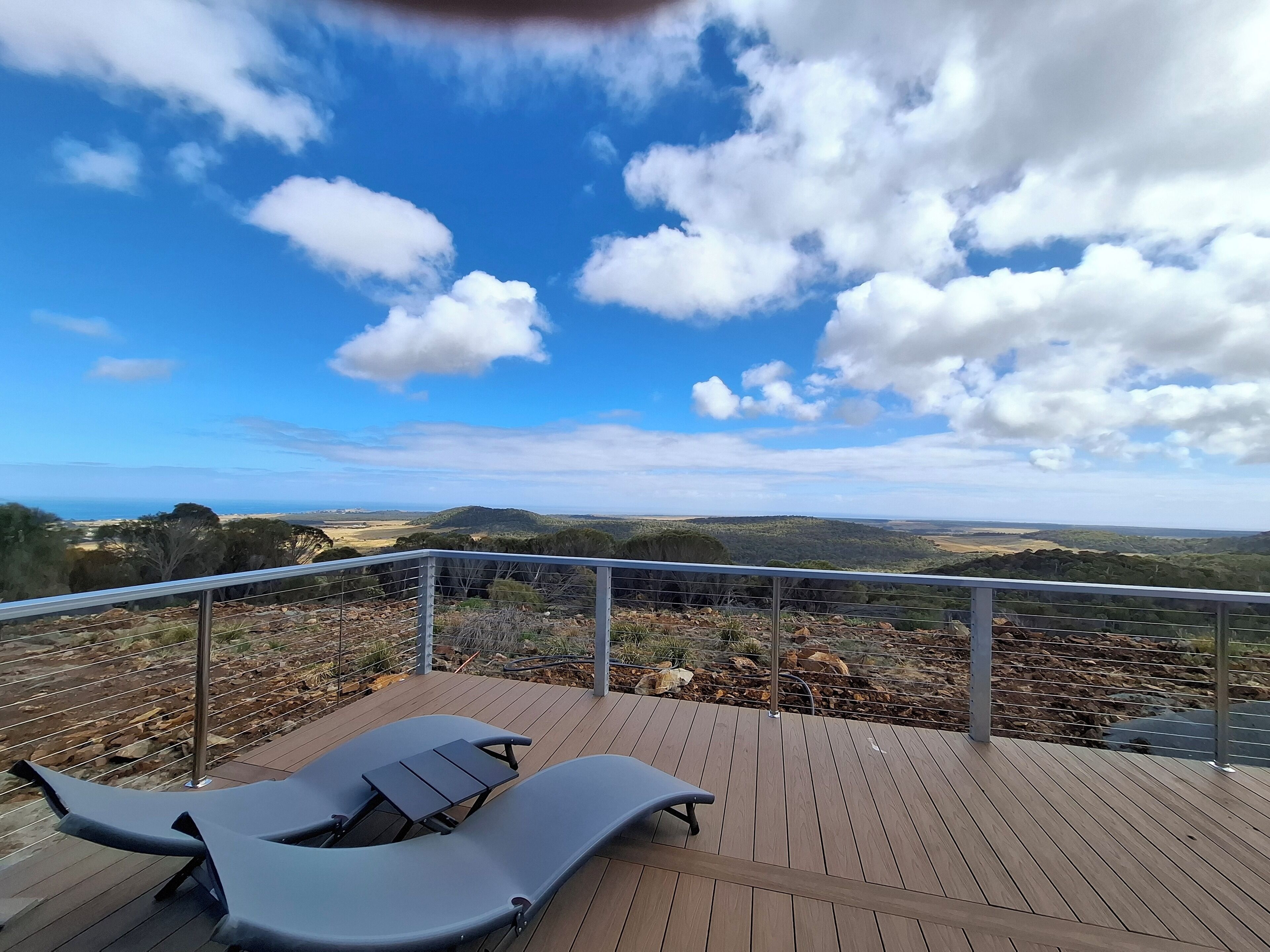 Deluxe Studio, 1 King Bed, River View | Terrace/patio