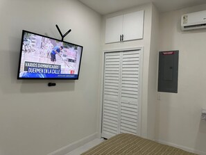 1 soverom, internettilgang og sengetøy