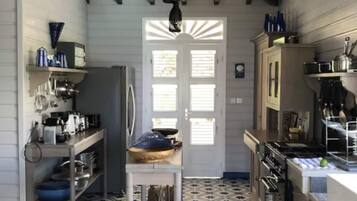 Villa Classique, patio | Cuisine privée