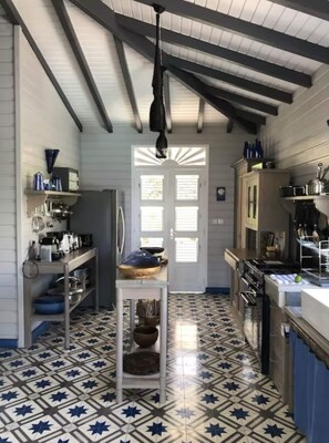 Villa Classique, patio | Cuisine privée