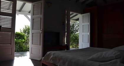 Les Hauts de la Baie