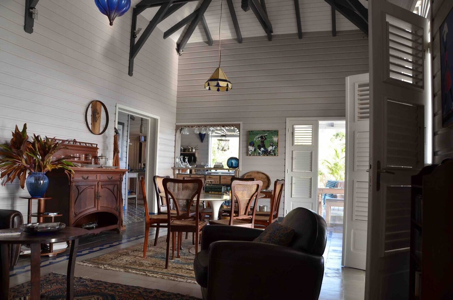 Classic-Villa, Terrasse | Wohnbereich | Fernseher