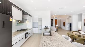 Fridge, microwave, oven, stovetop