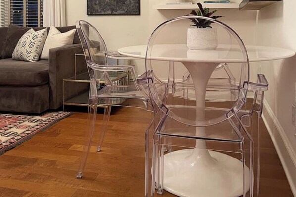 Interior - Urban Charm - NW Pearl/Nob Hill (Portland)