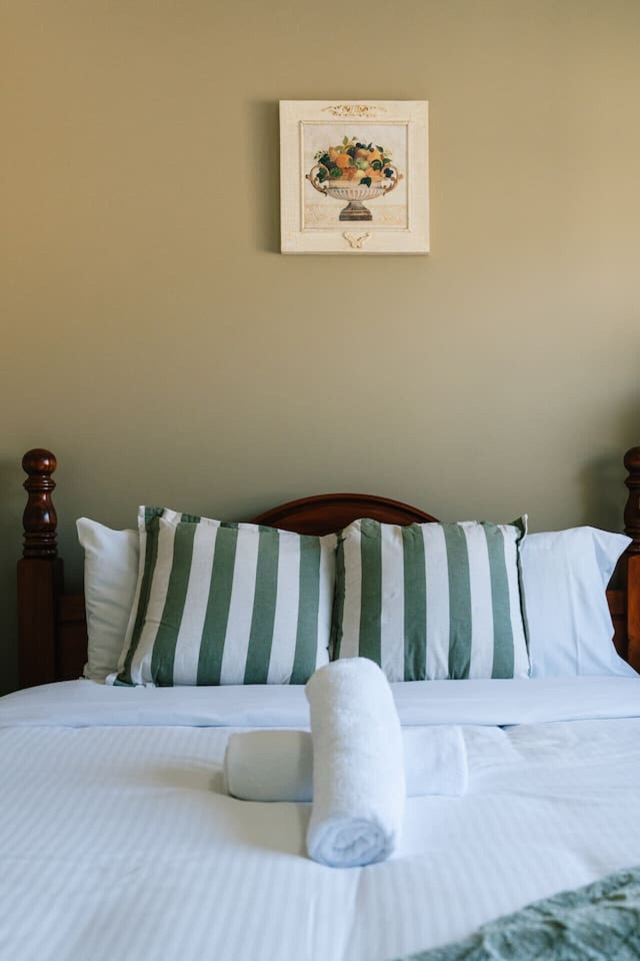 3 室のベッドルーム、アイロン / アイロン台、WiFi、ベッドシーツ