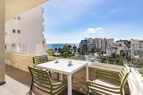 3-bedroom apartment in charming Lemesos
