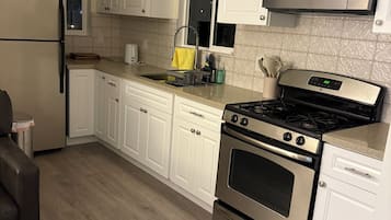 Microwave, stovetop, dishwasher