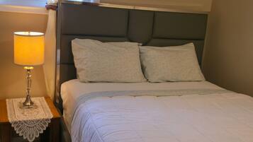 2 chambres, fer et planche à repasser, Wi-Fi, literie fournie