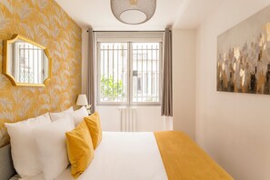 Íbúð - borgarsýn | Ofnæmisprófaður sængurfatnaður, rúm með „pillowtop“-dýnum