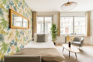 Apartment, City View | Living area