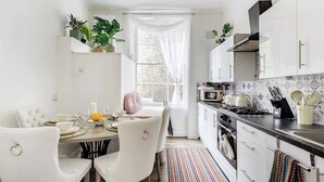 Unclassified image, 2 of 27, button - Spacious Apartment with Terrace – King’s Cross (London)