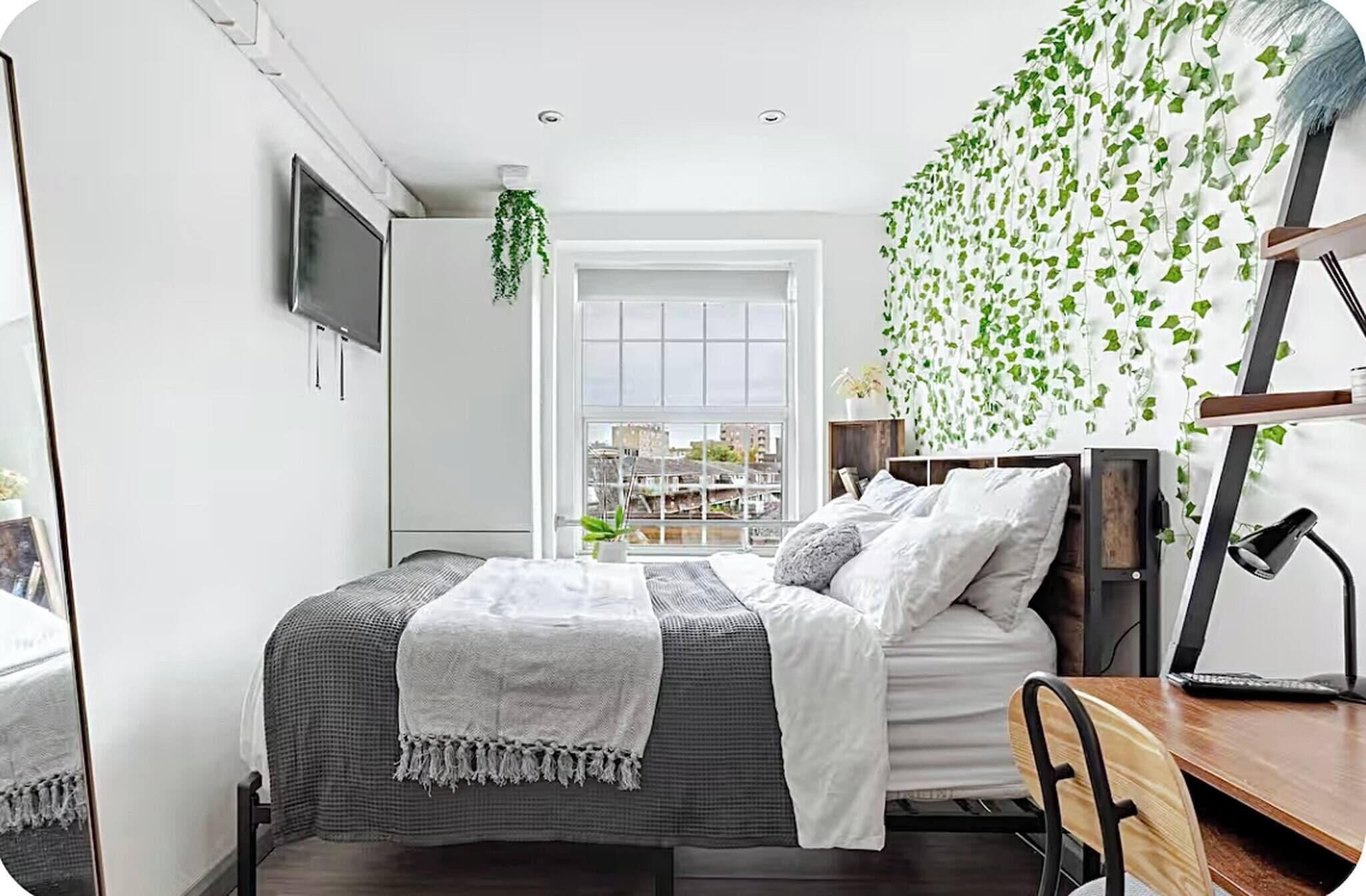 3 bedrooms, iron/ironing board, Internet, bed sheets