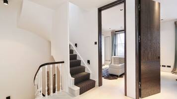 Apartment, Smoking | 3 bedrooms