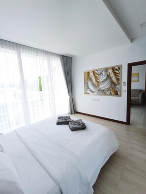 2 chambres, fer et planche à repasser, accès Internet, draps fournis