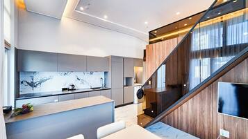 ลักซ์ชัวรี่ดูเพล็กซ์, ระเบียง | Wi-Fi ฟรี