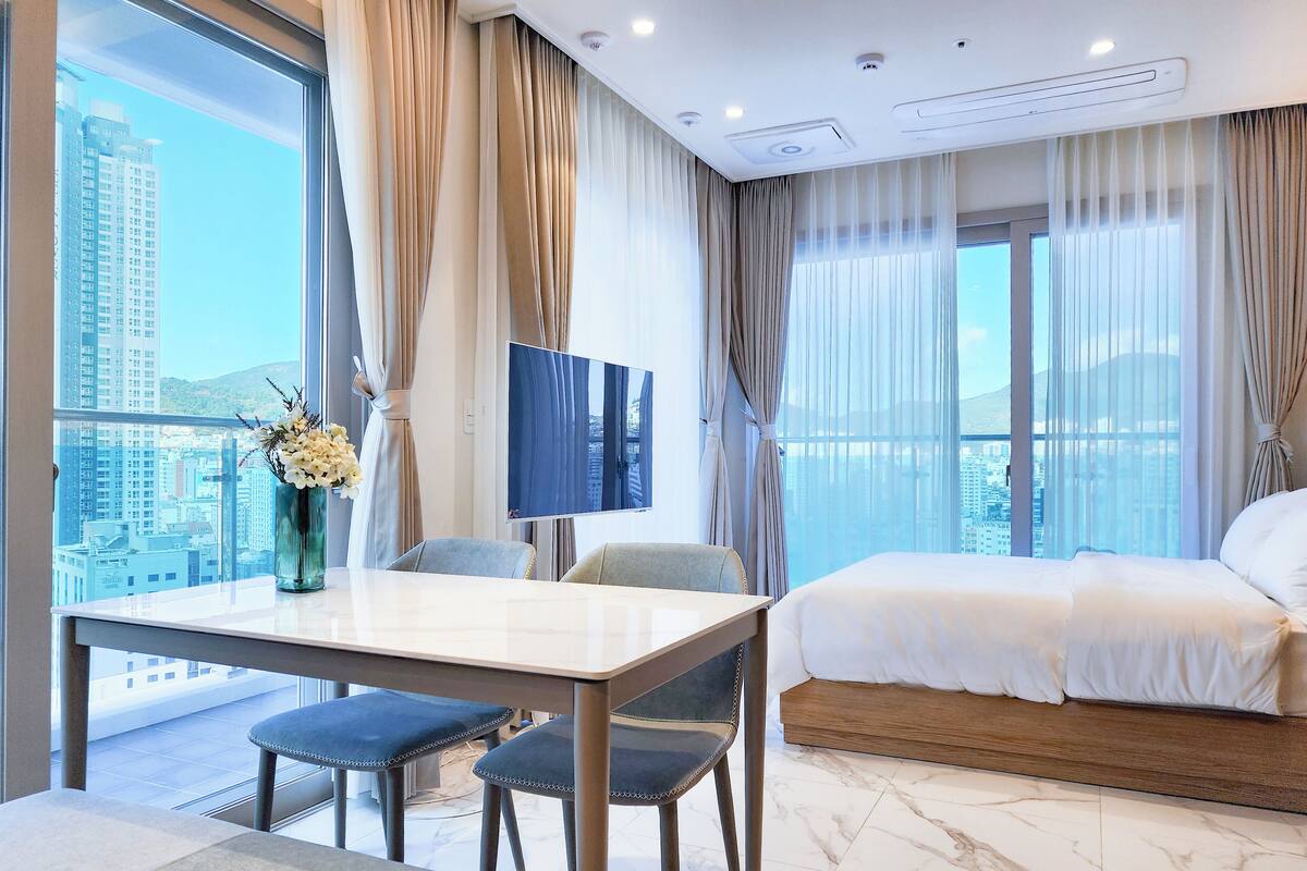 Superior Double Room, Balcony | Free WiFi