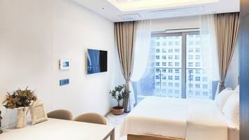 Habitación doble estándar, balcón | Wifi gratis