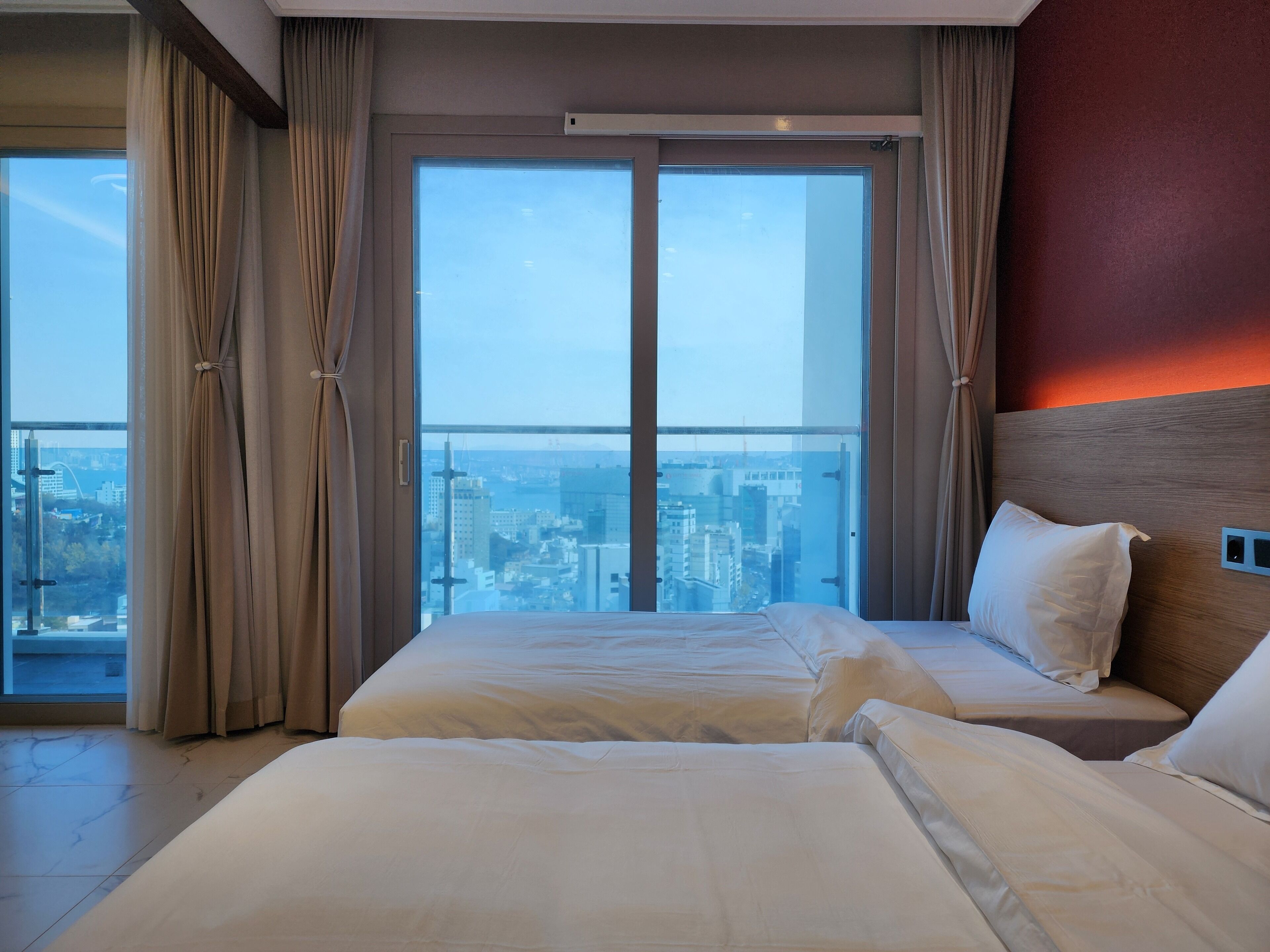 ห้องดีลักซ์ทริปเปิล, ระเบียง | Wi-Fi ฟรี