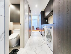 Superior Duplex, Balcony | Free WiFi