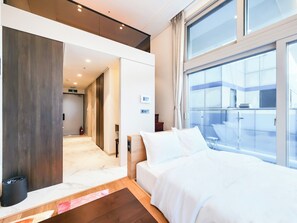 Superior Duplex, Balcony | Free WiFi