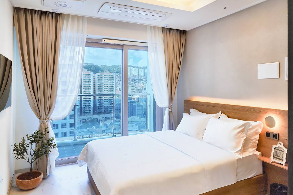 Standard Double Room, Balcony | Free WiFi