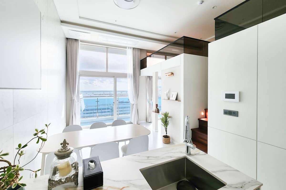 Duplex superluxo, sacada | Wi-Fi de cortesia