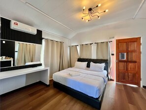 Basic Double or Twin Room, Ocean View