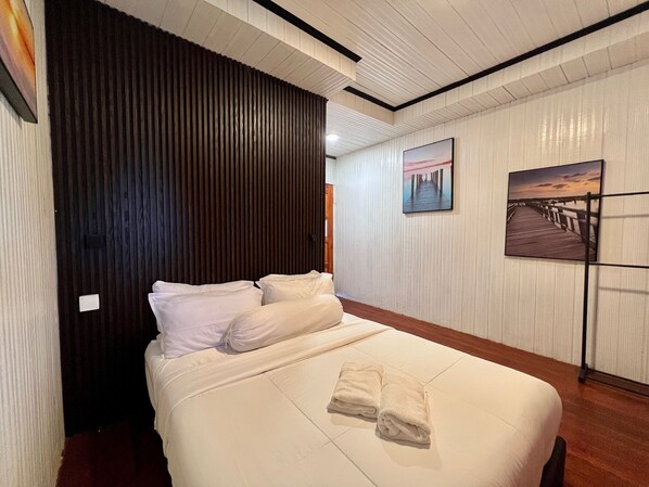 Basic Double or Twin Room, Ocean View | Free WiFi