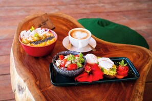 Free daily continental breakfast - Hostel 197 (Zanzibar)