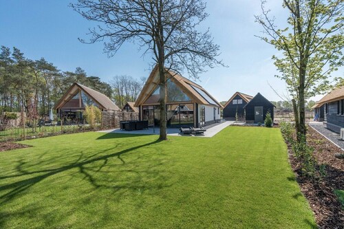 Thatched bungalow with private terrace