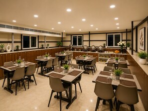Dining room - Urban Comforts (Chennai)