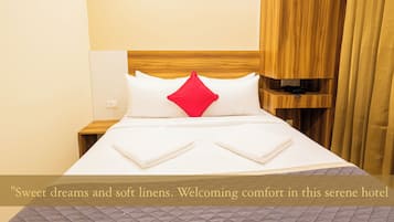 Comfort Triple Room, City View | Desk, laptop workspace, blackout drapes, soundproofing