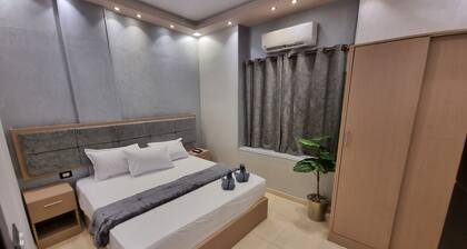 Cairo Plaza Manchester Hotel