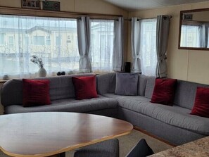 Living area - Golden Gate Holiday Centre - Holiday Accommodation 10581 (Abergele)